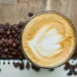De ce prospețimea cafelei influențează gustul și aroma